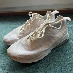 Women’s Nike Airmax’s